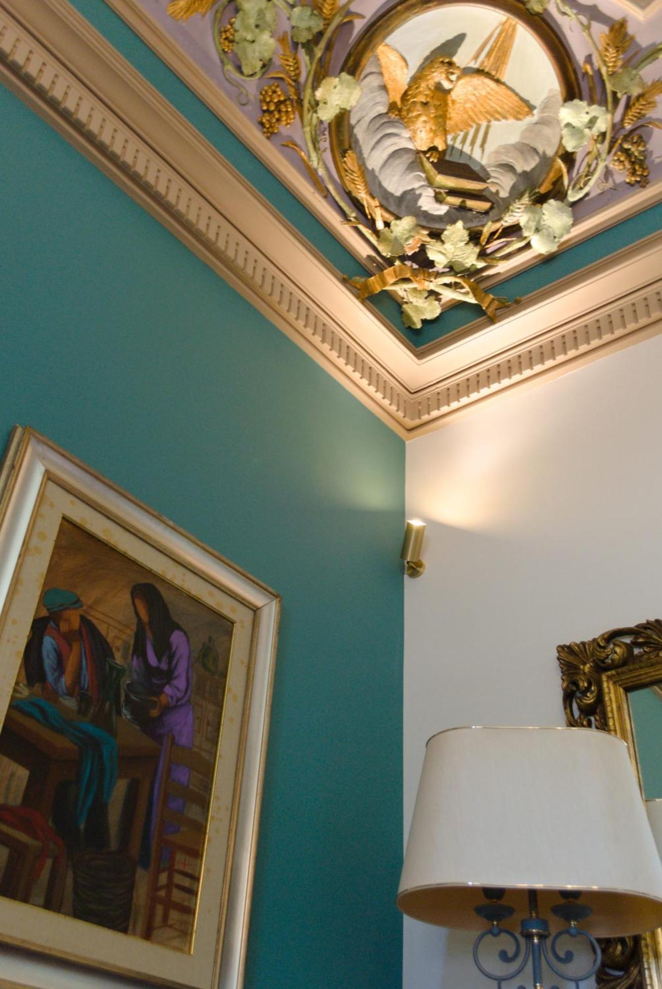 Allure Palace Ачиреале Екстериор снимка